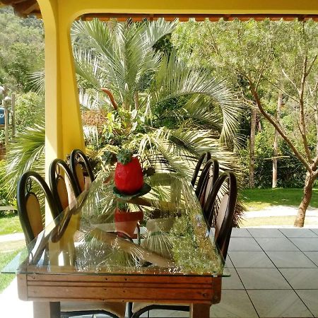 Casa Com Flores Pedra Azul  Extérieur photo