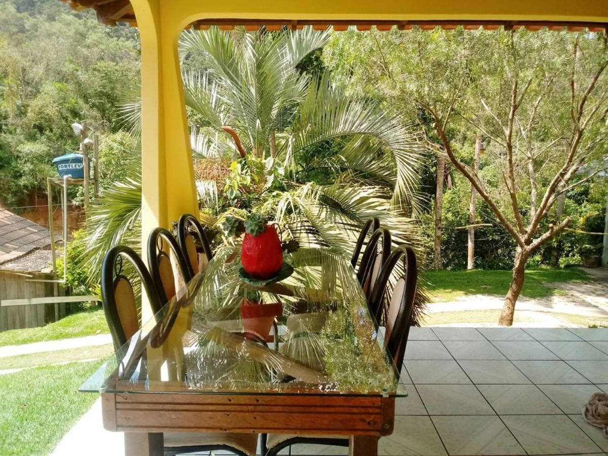 Casa Com Flores Pedra Azul  Extérieur photo